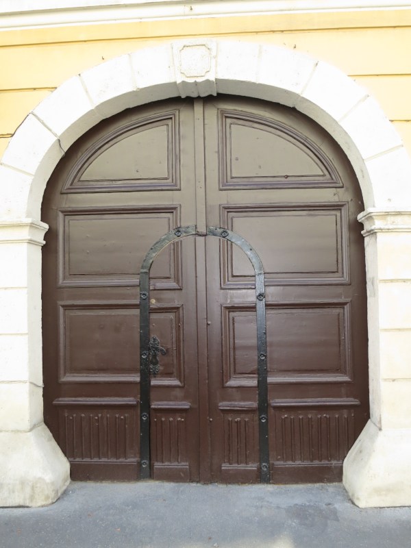 Looks at the nifty smaller door!